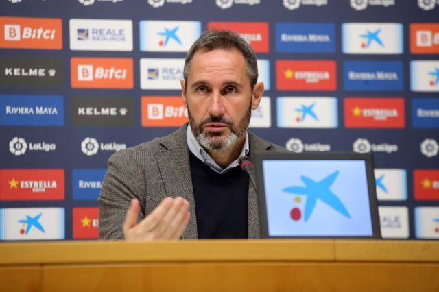 西班牙人主帅：理解德比含义 做西人球迷与众不同