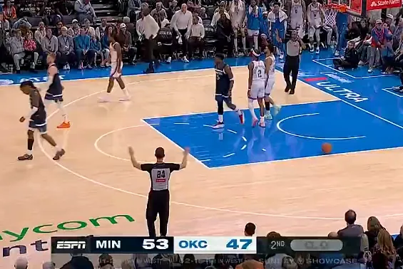 pp电子试玩-半场:雷霆以47-53落后森林狼,兰德尔12中6砍下17分6篮板